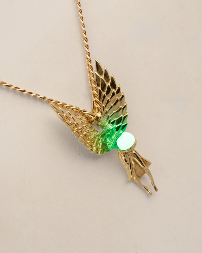 El Ángel de la Laguna Negra · Oro